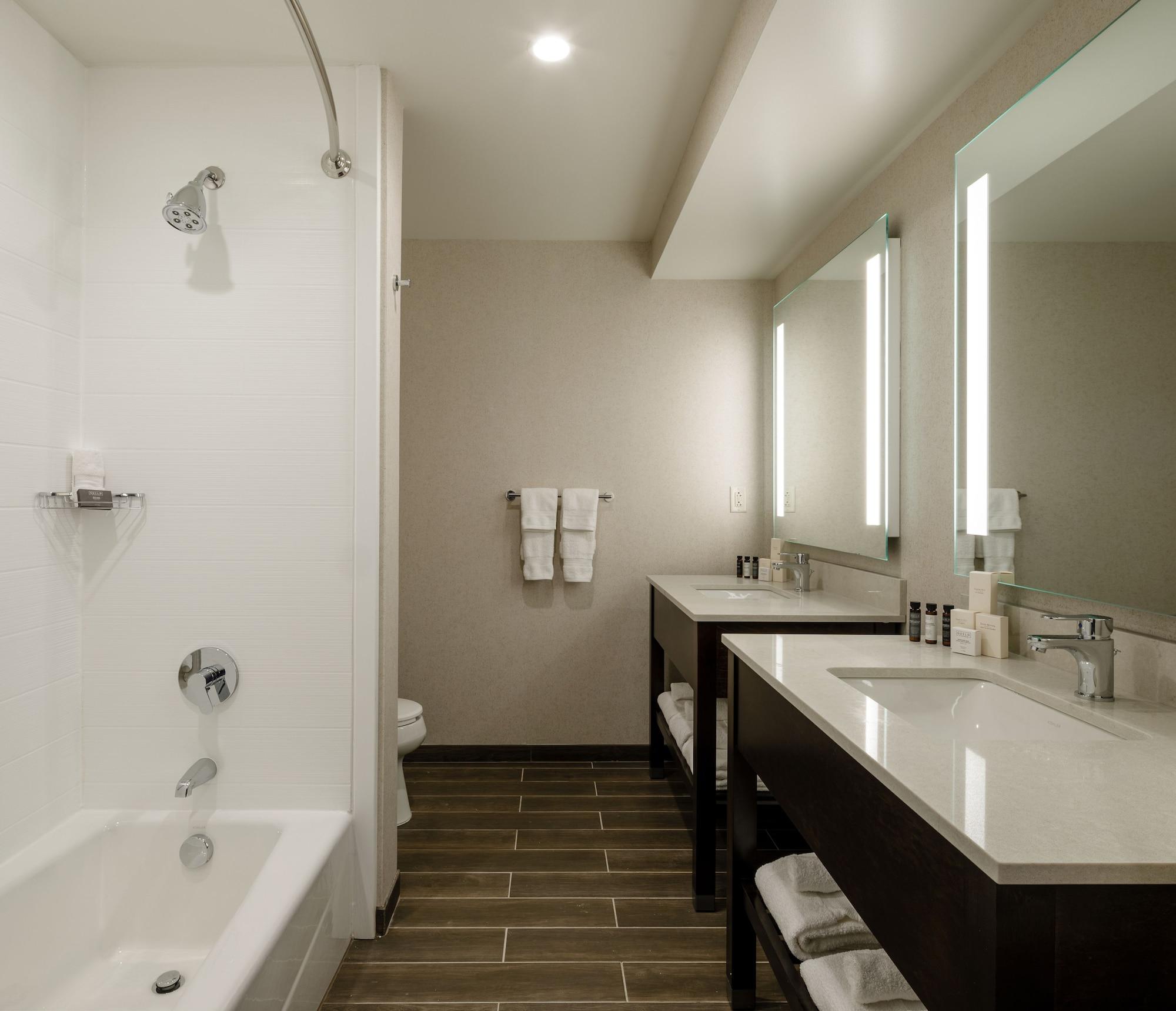 Hotel Madison & Shenandoah Conference Ctr. Харрисонберг Экстерьер фото