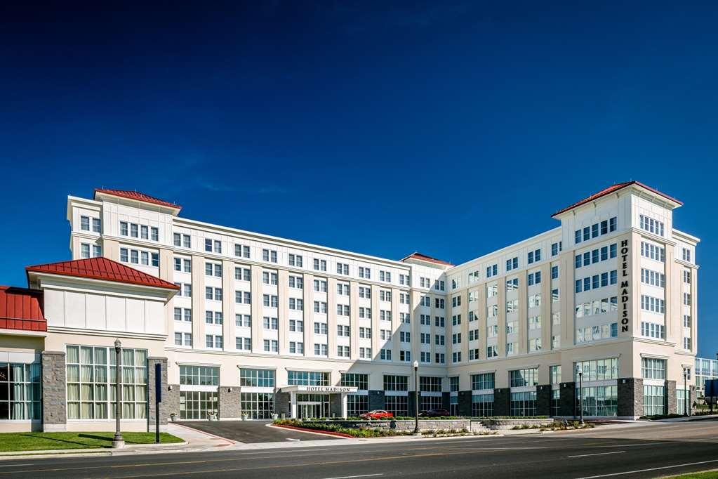 Hotel Madison & Shenandoah Conference Ctr. Харрисонберг Экстерьер фото